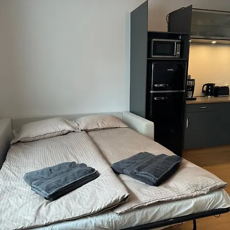 Pearl Apartment *